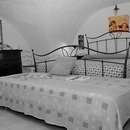 Appartamento Annamaria Ostuni Ruang foto