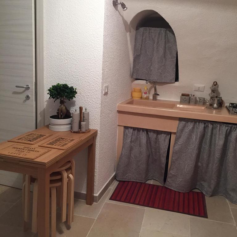 Appartamento Annamaria Ostuni Ruang foto