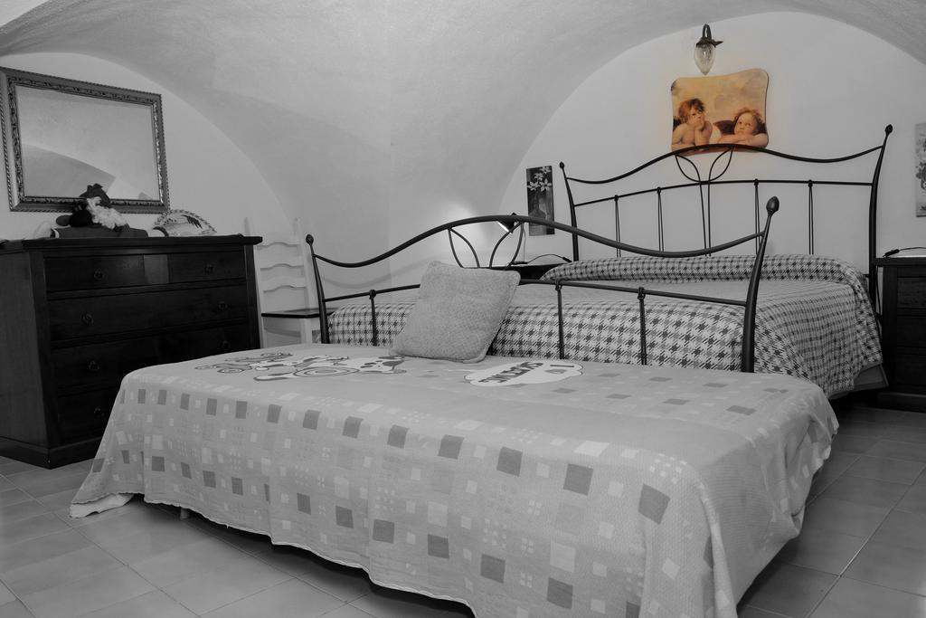 Appartamento Annamaria Ostuni Ruang foto